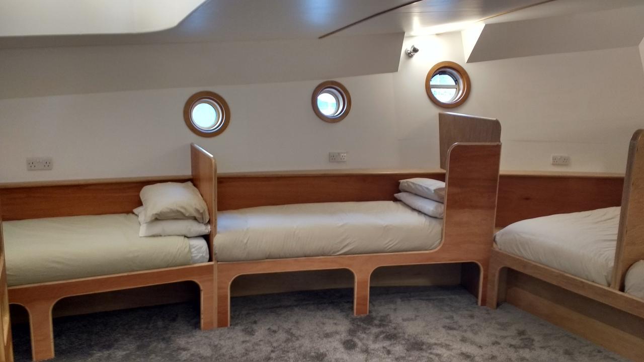 Kyle Blue - Bristol Harbour Luxury Hostel Boat Zewnętrze zdjęcie