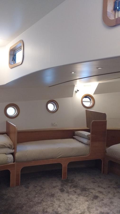 Kyle Blue - Bristol Harbour Luxury Hostel Boat Zewnętrze zdjęcie
