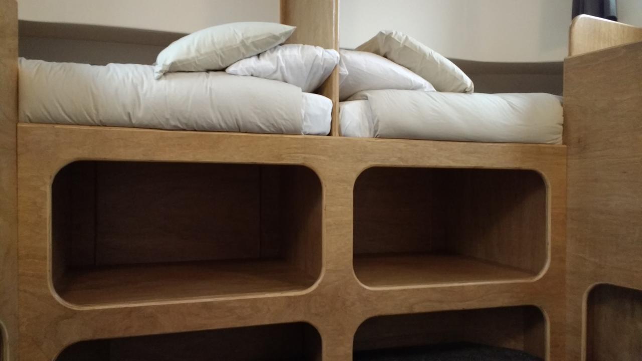 Kyle Blue - Bristol Harbour Luxury Hostel Boat Zewnętrze zdjęcie