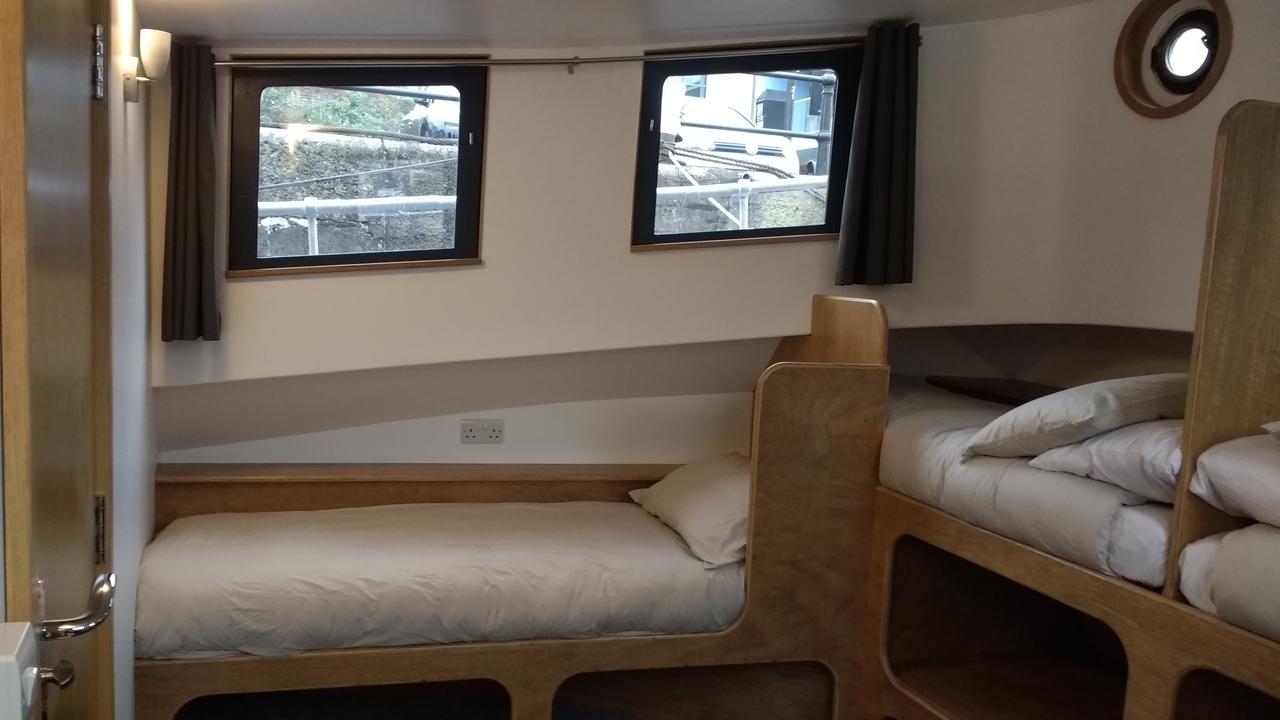Kyle Blue - Bristol Harbour Luxury Hostel Boat Zewnętrze zdjęcie
